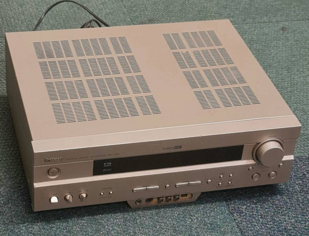 Amplifiers & Processors Yamaha RXV520 A/v Reciever Powerewd Amp for